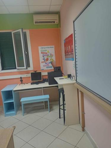 495a97f6-4553-48fa-92fa-9a09db7275d3